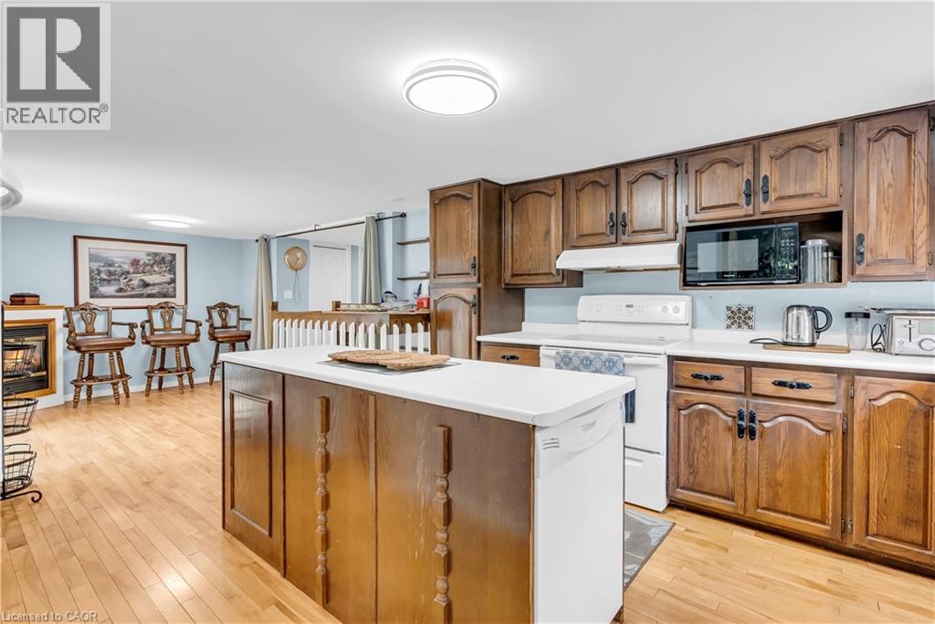 1356 OAK Lane - 25