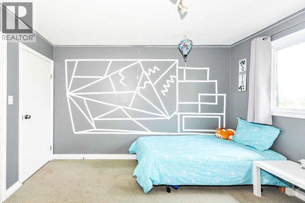 6802 42A Avenue - Image 33