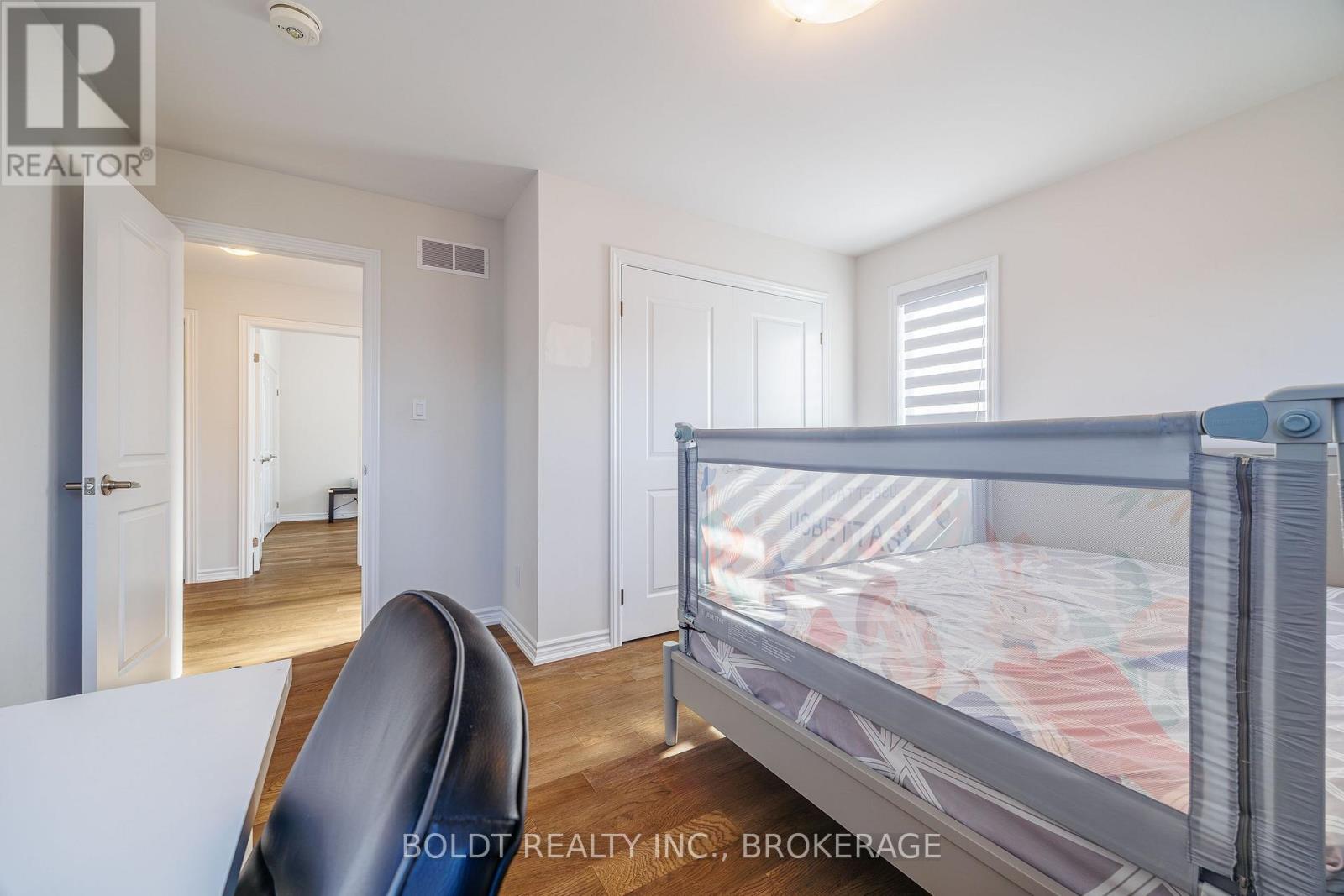 8037 BROOKSIDE DRIVE - Image 15