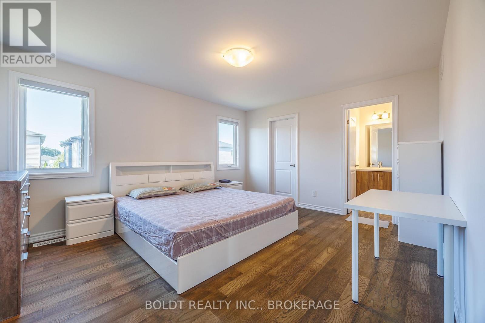 8037 BROOKSIDE DRIVE - Image 23