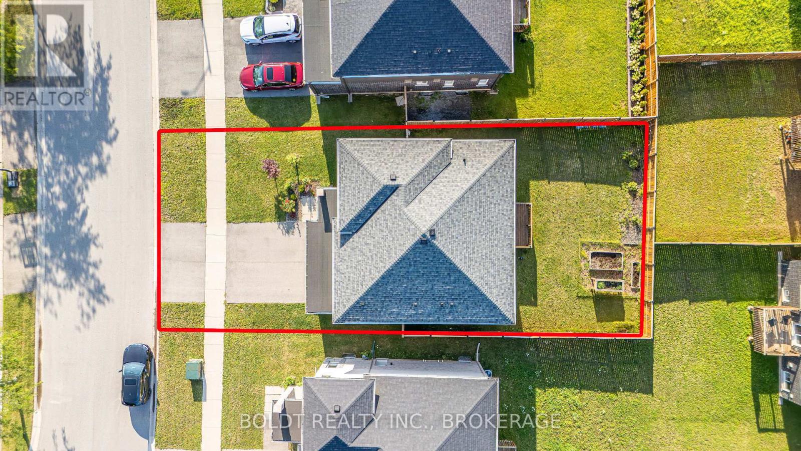 8037 BROOKSIDE DRIVE - 35