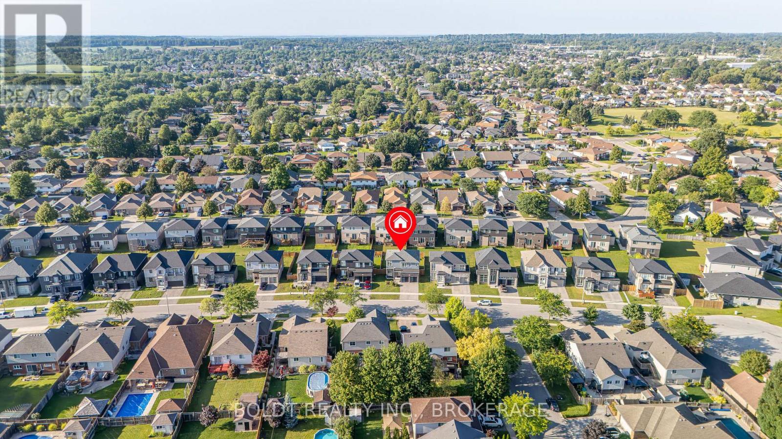 8037 BROOKSIDE DRIVE - Image 37