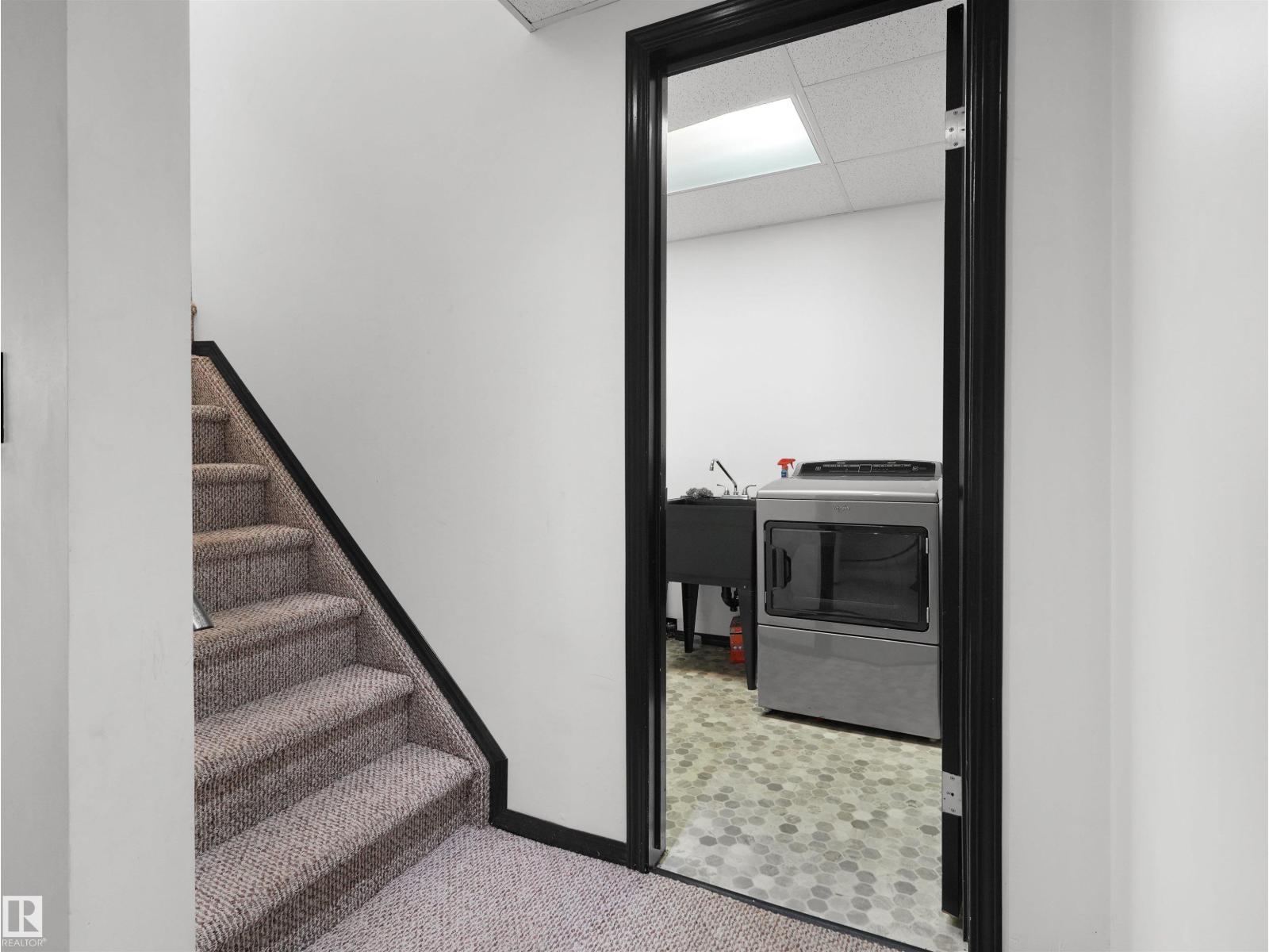 4808 34 Ave - 43