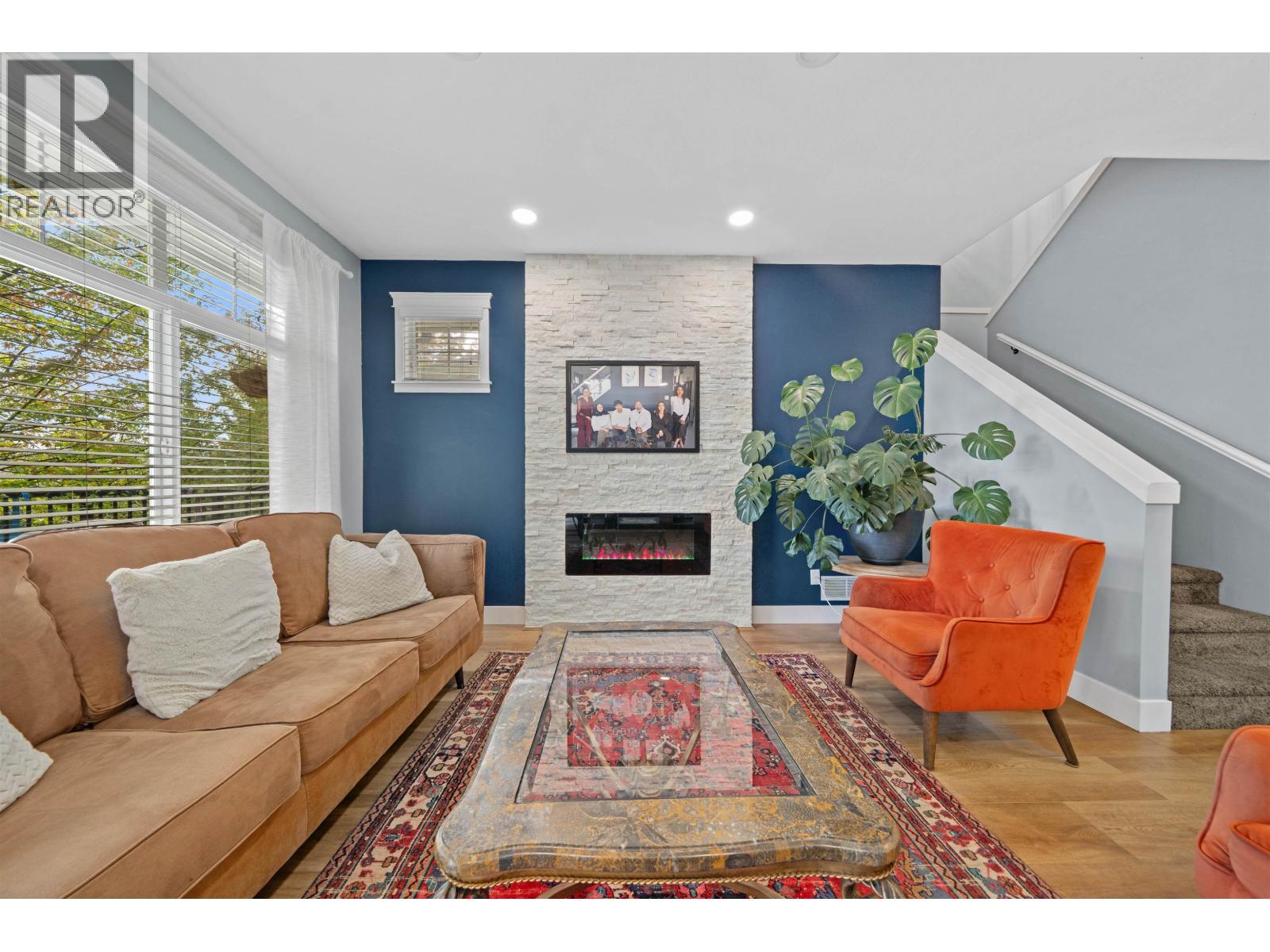 2 11282 COTTONWOOD DRIVE, Maple Ridge