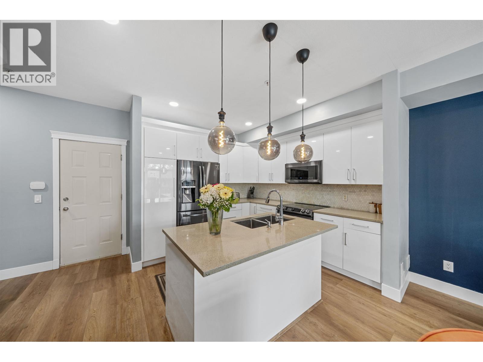 2 11282 COTTONWOOD DRIVE, Maple Ridge