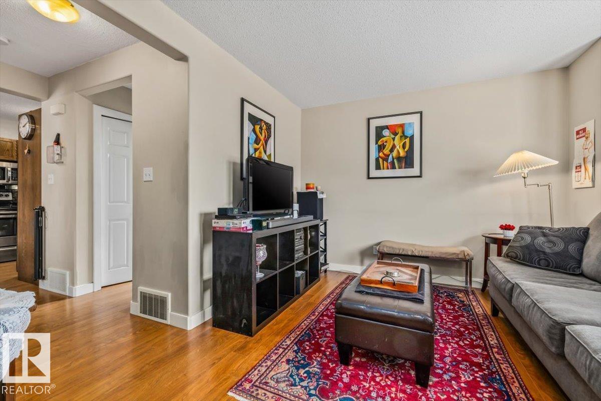 11436 88 ST NW - Image 10