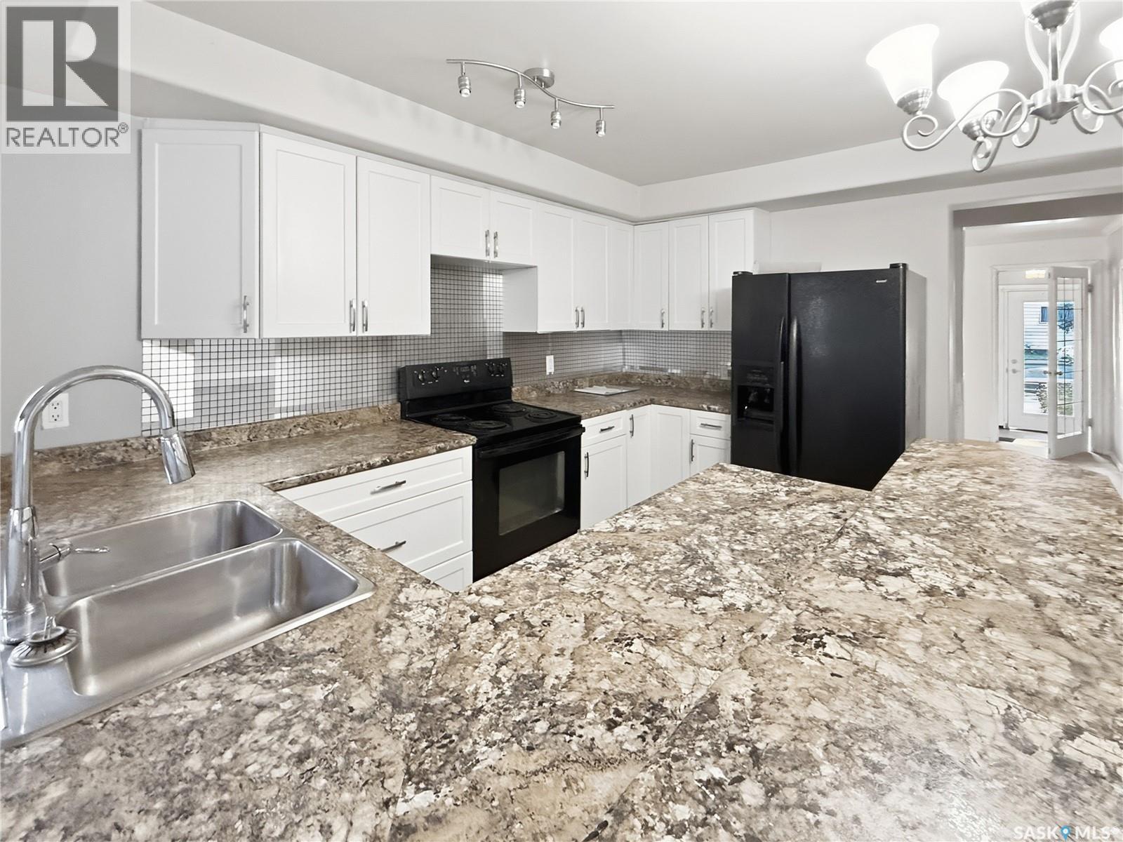 357 3rd AVENUE NE - 18
