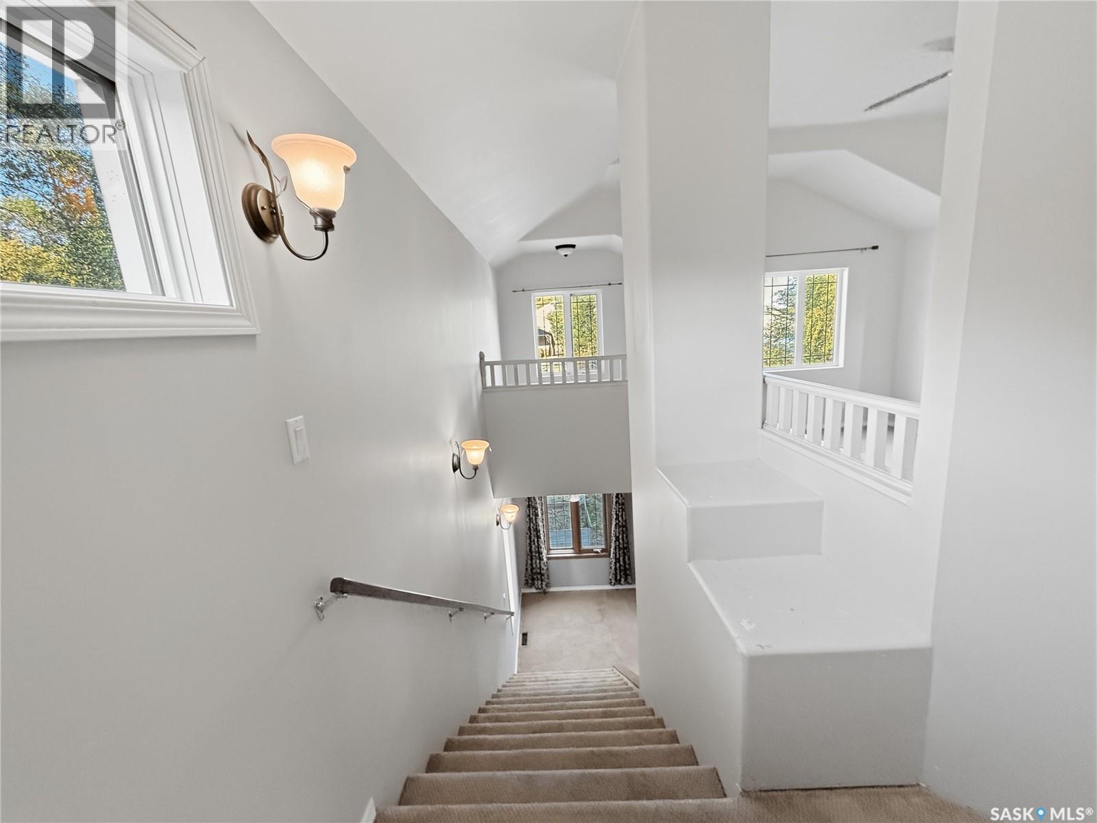 357 3rd AVENUE NE - Image 26