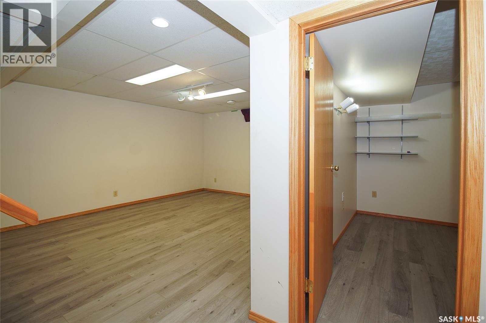 5503 Ballantine COURT - Image 46