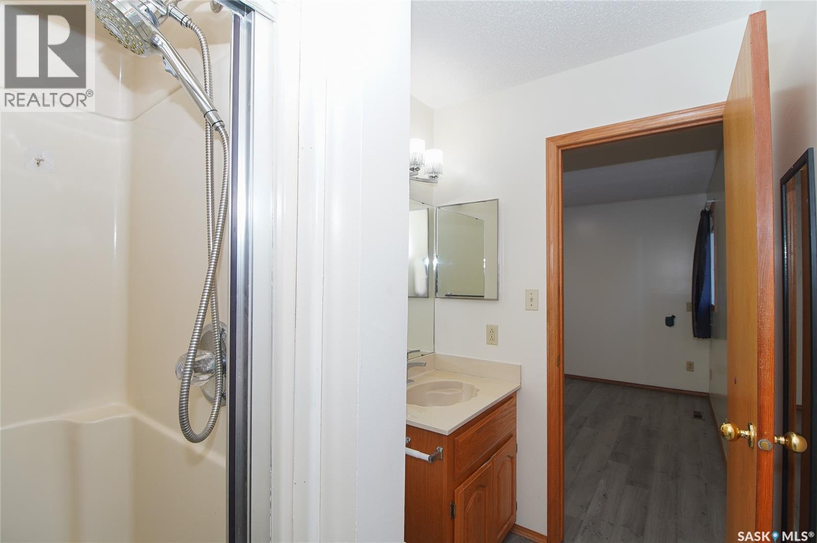 5503 Ballantine COURT - Image 30