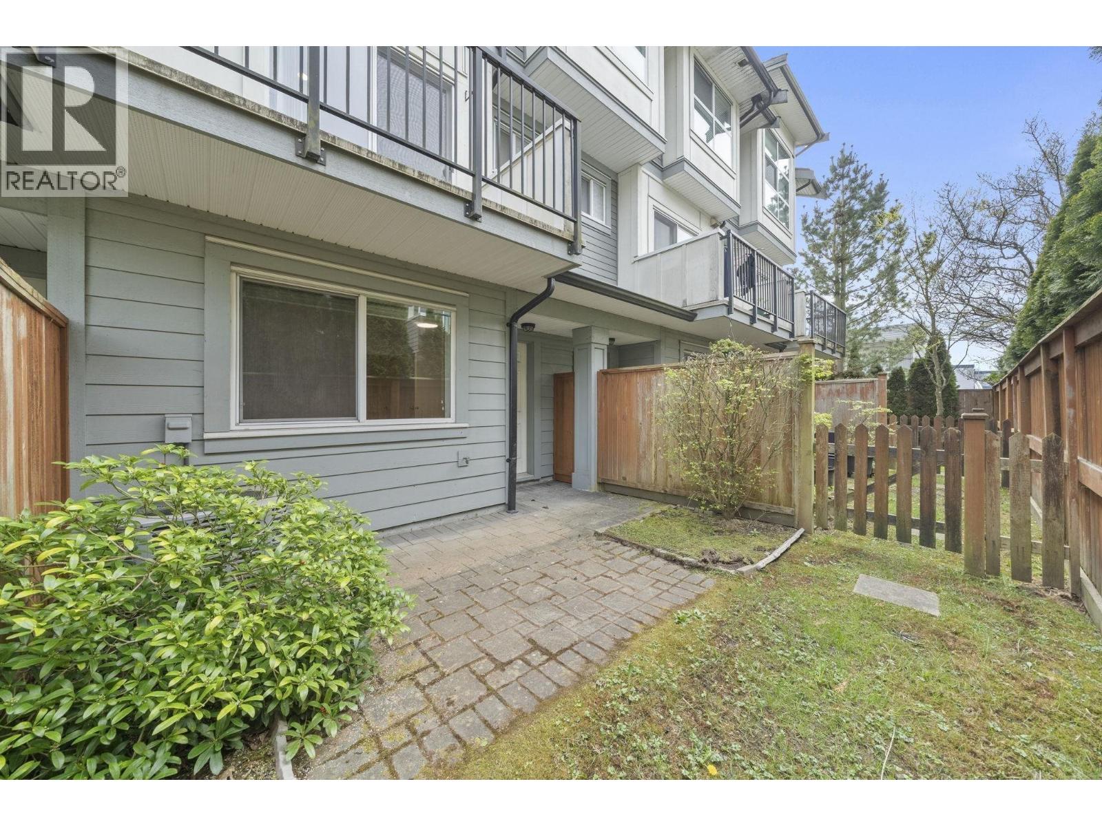 Photo of 2 4191 NO.4 ROAD 33