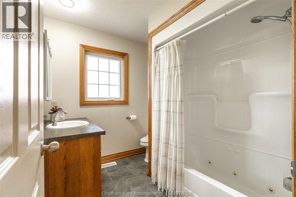 18400 MARINE PARK DRIVE - Image 27