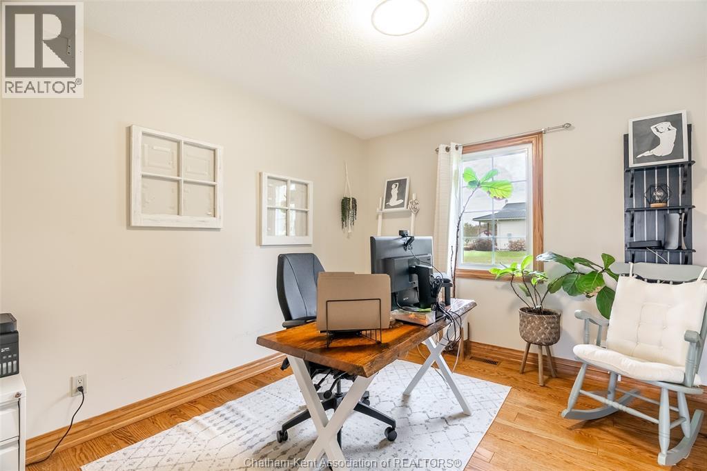 18400 MARINE PARK DRIVE - Image 12