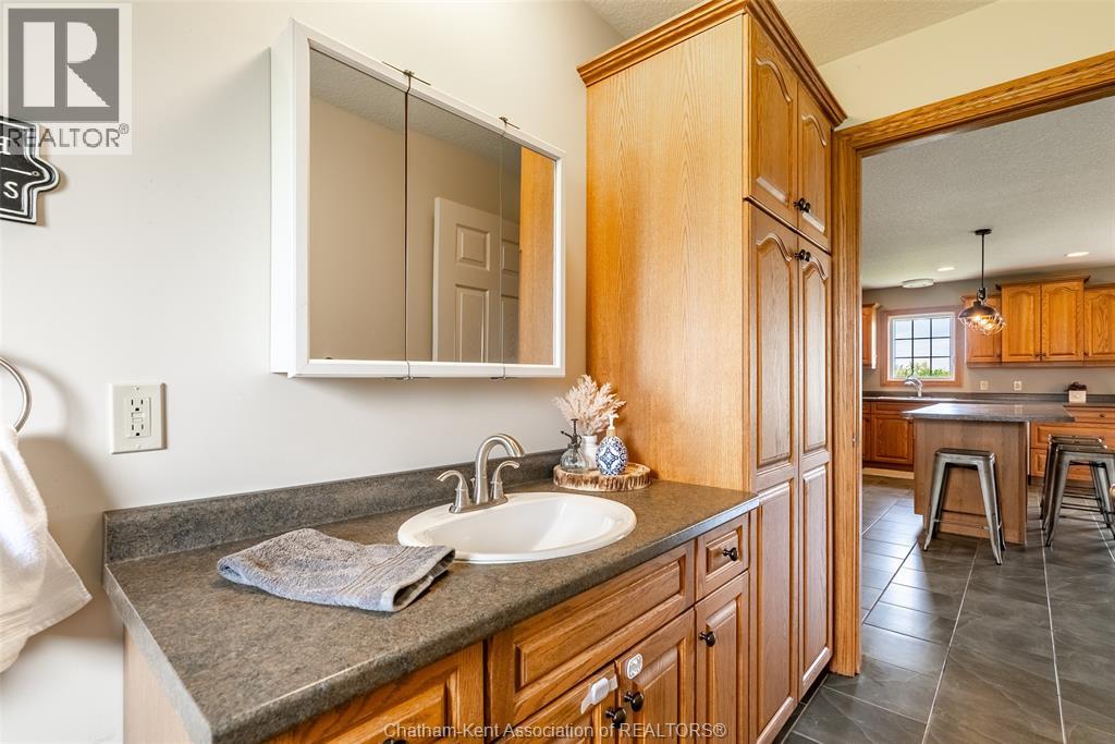 18400 MARINE PARK DRIVE - Image 21