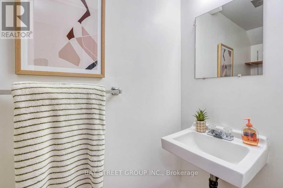 163 SONG MEADOWAY - Image 29