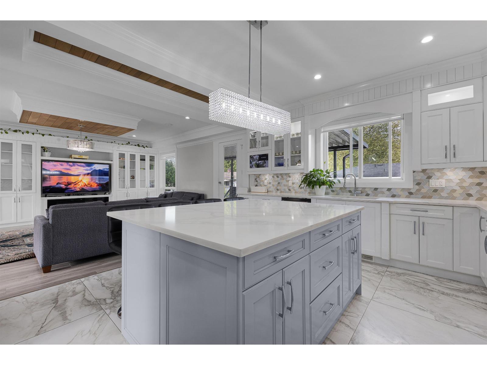 13291 MELVILLE PLACE, Surrey