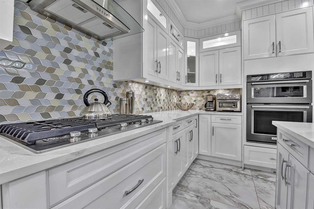13291 MELVILLE PLACE, Surrey