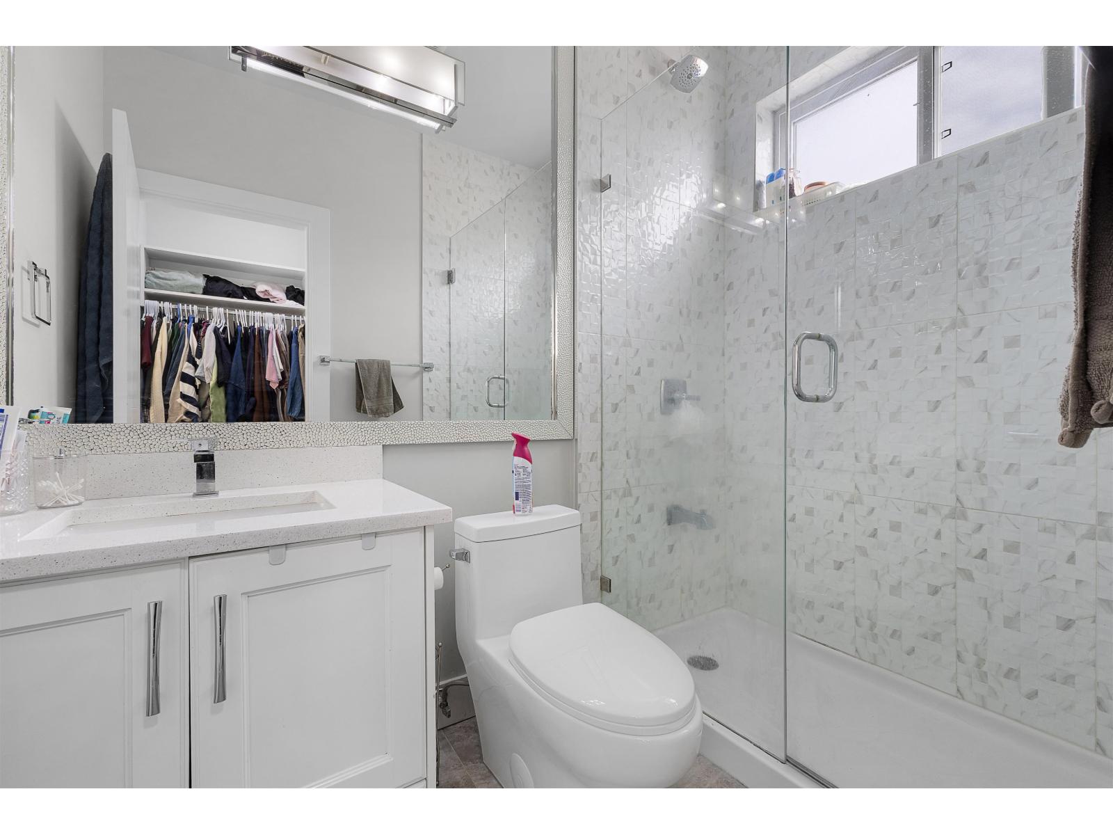 13291 MELVILLE PLACE, Surrey