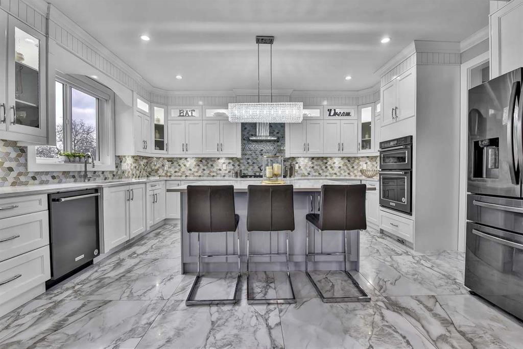 13291 MELVILLE PLACE, Surrey