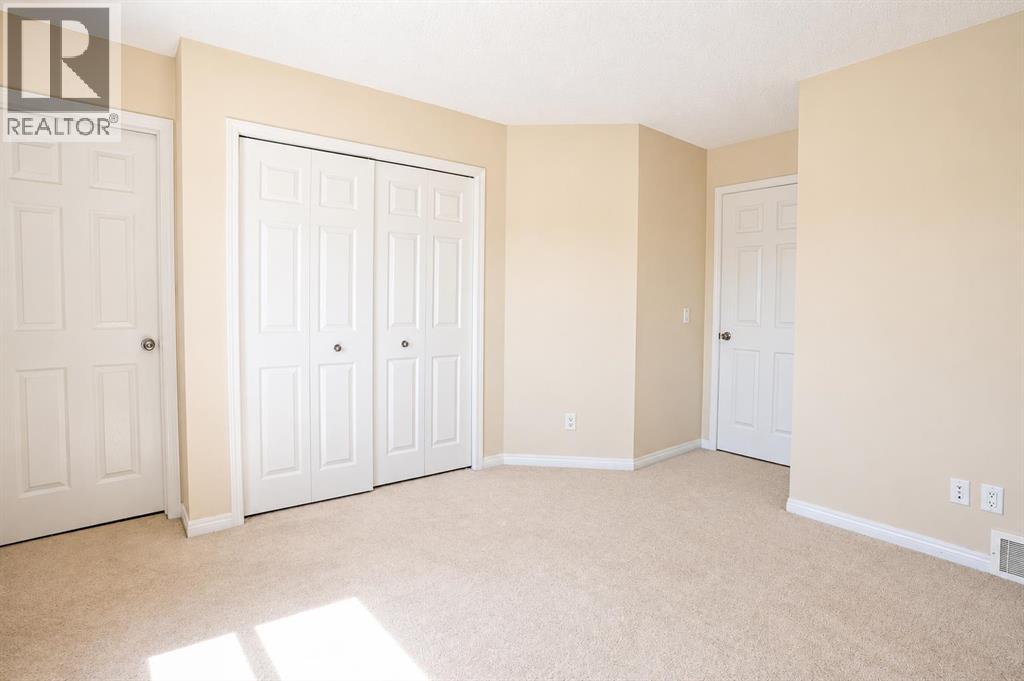 149 Walden Parade SE - 13