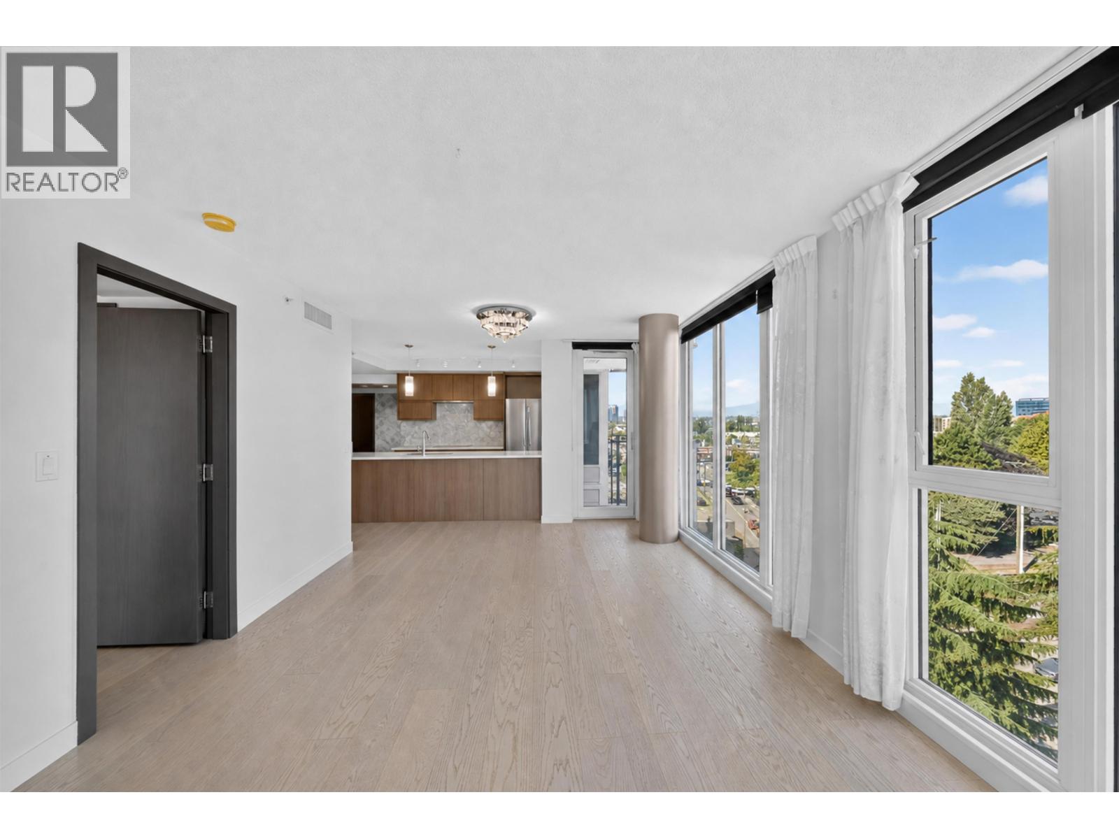 825 8988 PATTERSON ROAD, Richmond