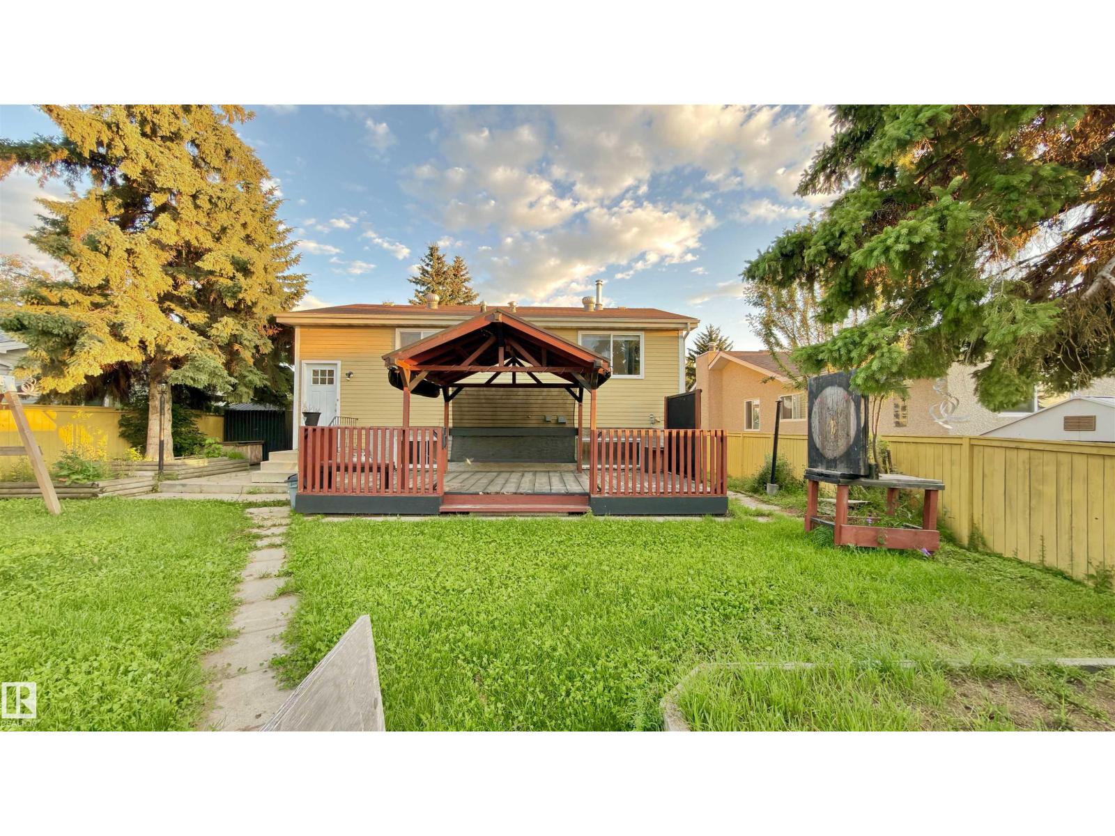 3520 17B AV NW - 8
