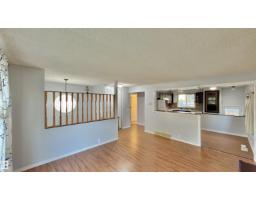 3520 17b Av Nw, Edmonton, AB T6L2P3 Photo 11