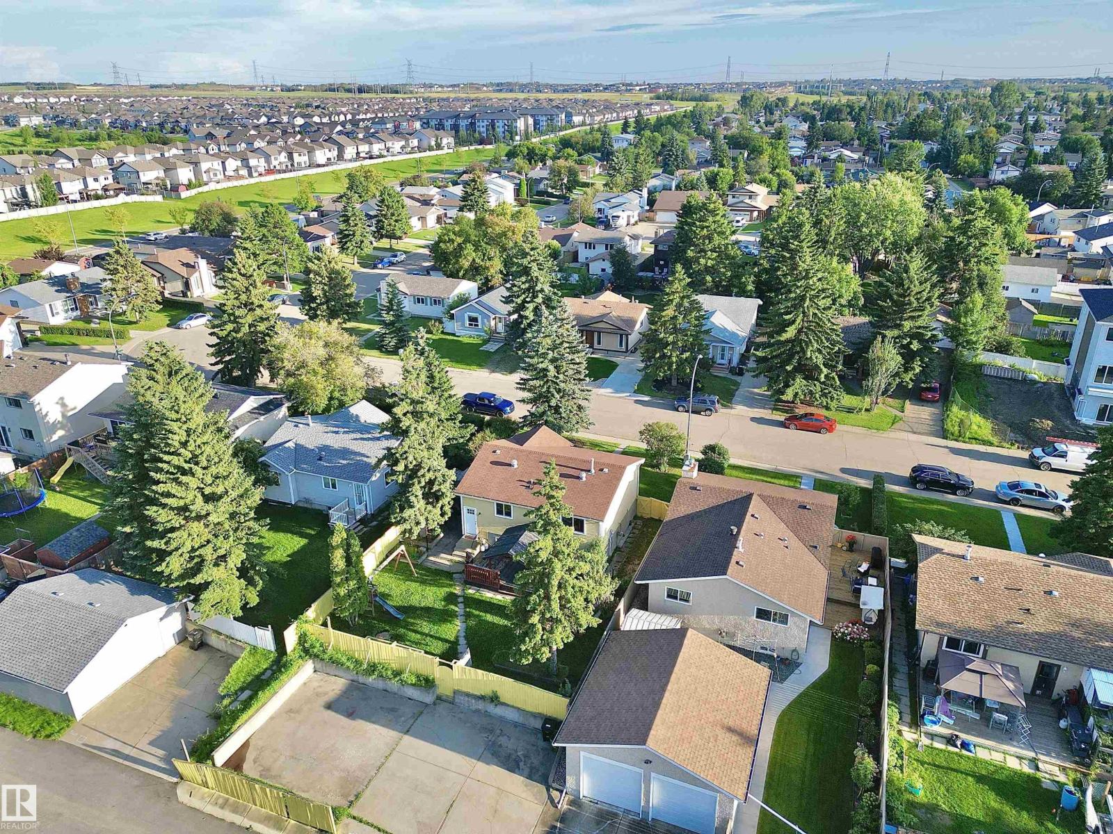3520 17B AV NW - 7