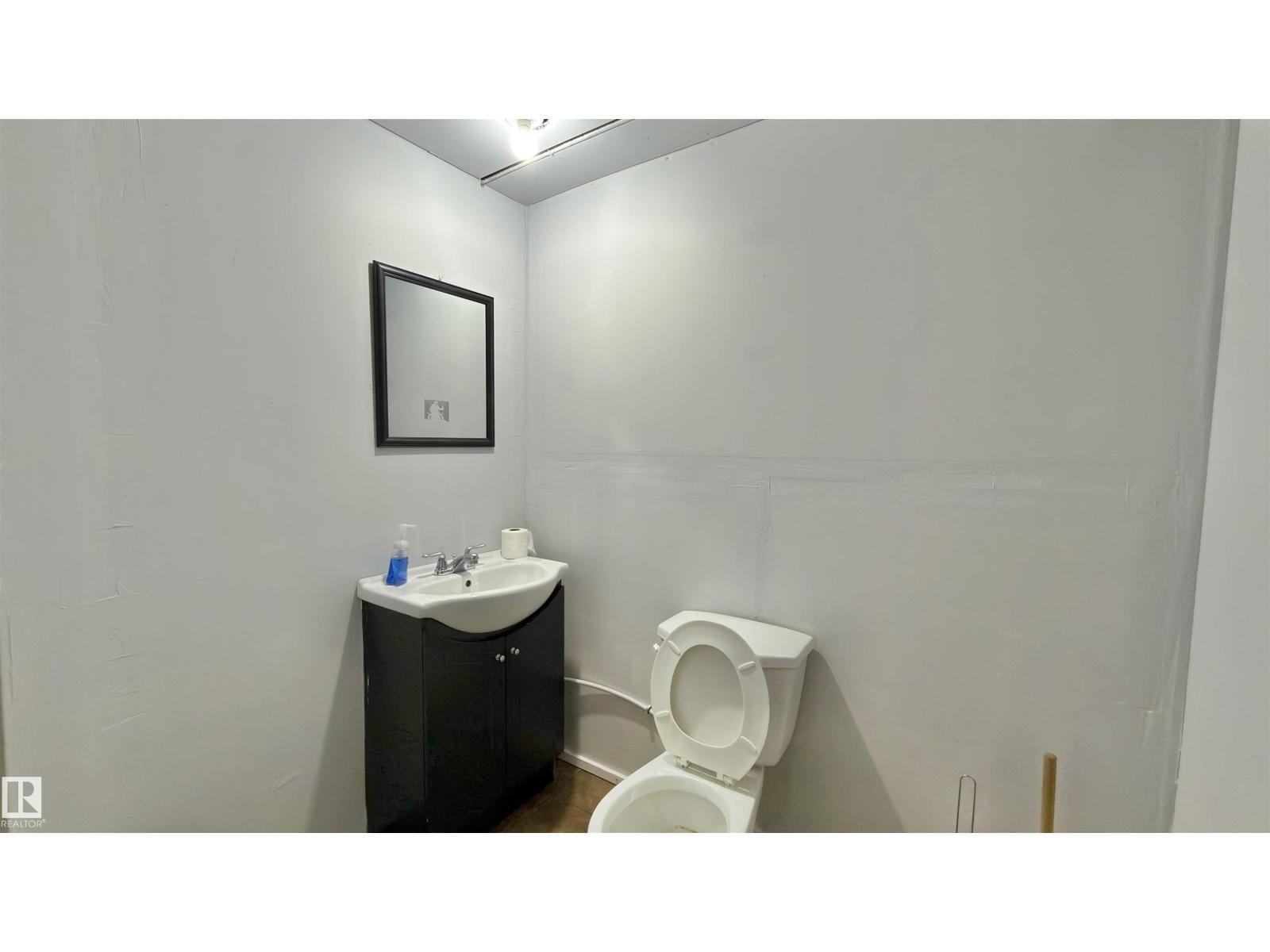 3520 17B AV NW - Image 26