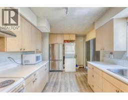 920 Harris Avenue, Coquitlam, BC V3K1S1 Photo 13