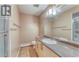 920 Harris Avenue, Coquitlam, BC V3K1S1 Photo 14