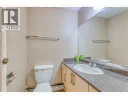 920 Harris Avenue, Coquitlam, BC V3K1S1 Photo 22