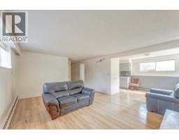 920 Harris Avenue, Coquitlam, BC V3K1S1 Photo 32