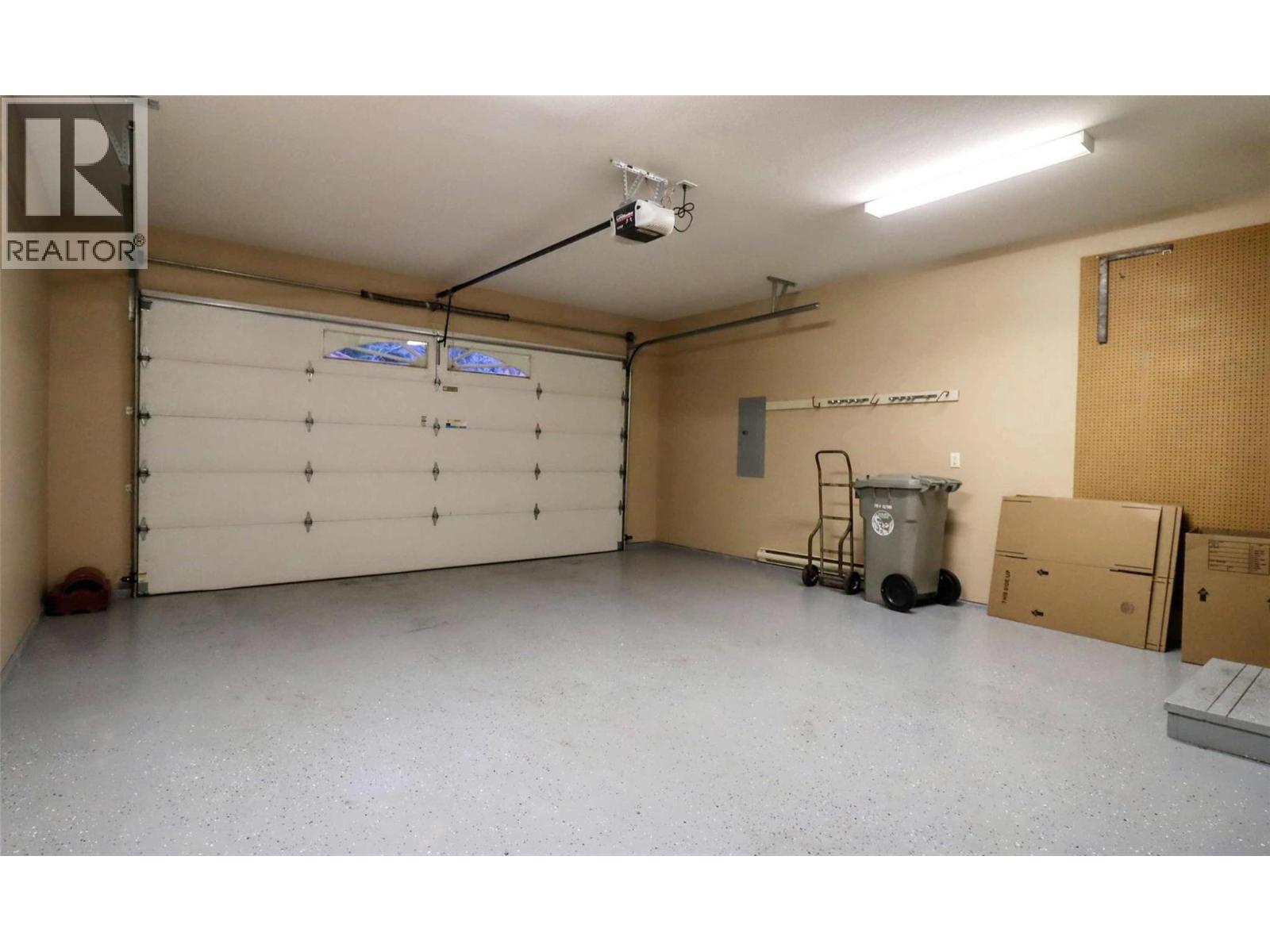 768 Rosewood Crescent, Kamloops