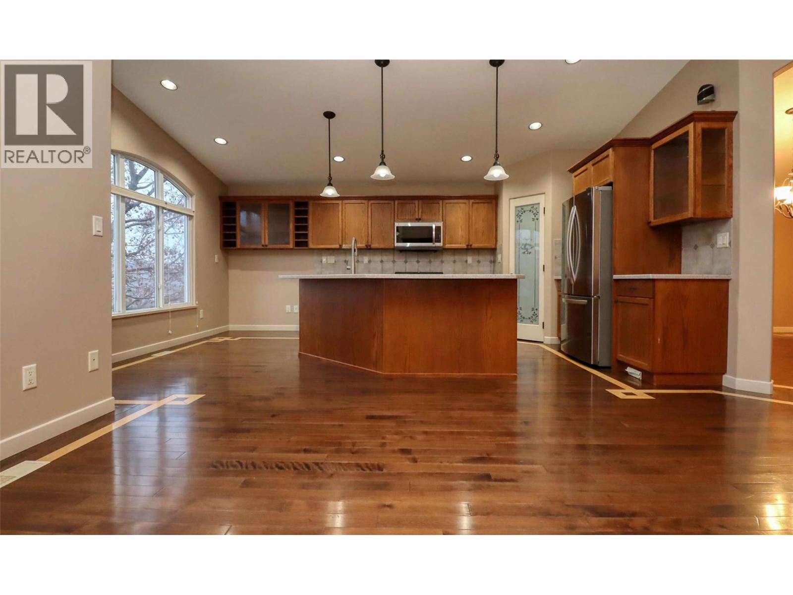 768 Rosewood Crescent, Kamloops