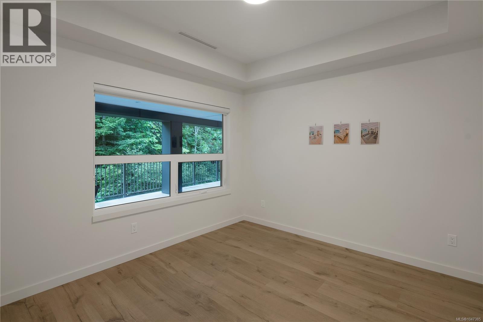 404 536 Island Hwy S, Campbell River