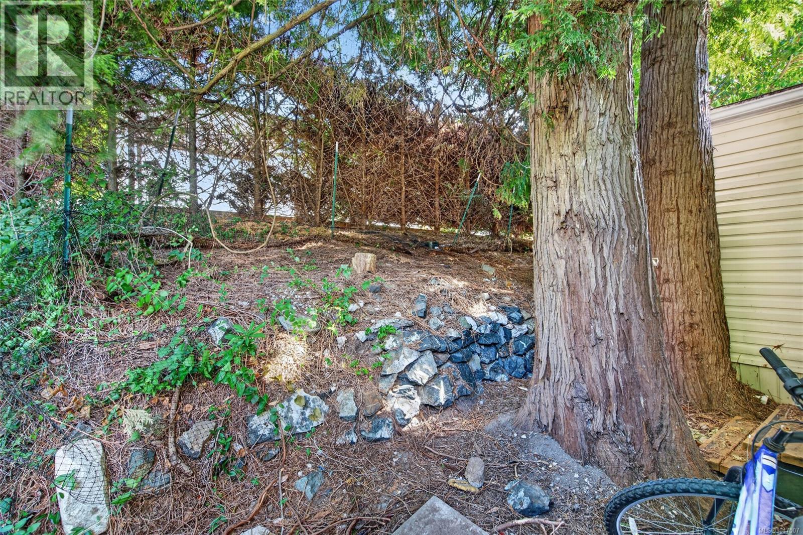 48 2587 SELWYN Rd, Langford