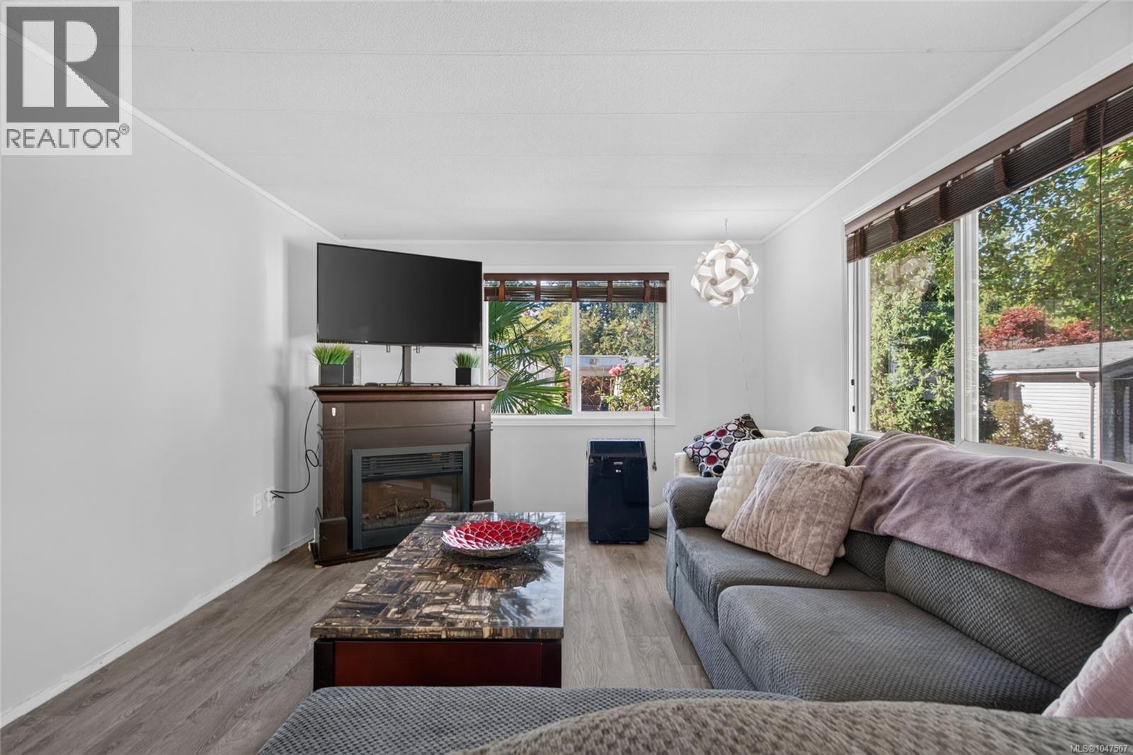 48 2587 SELWYN Rd, Langford