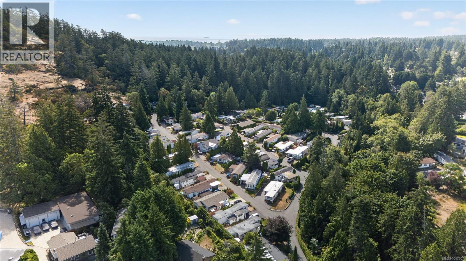 48 2587 SELWYN Rd, Langford