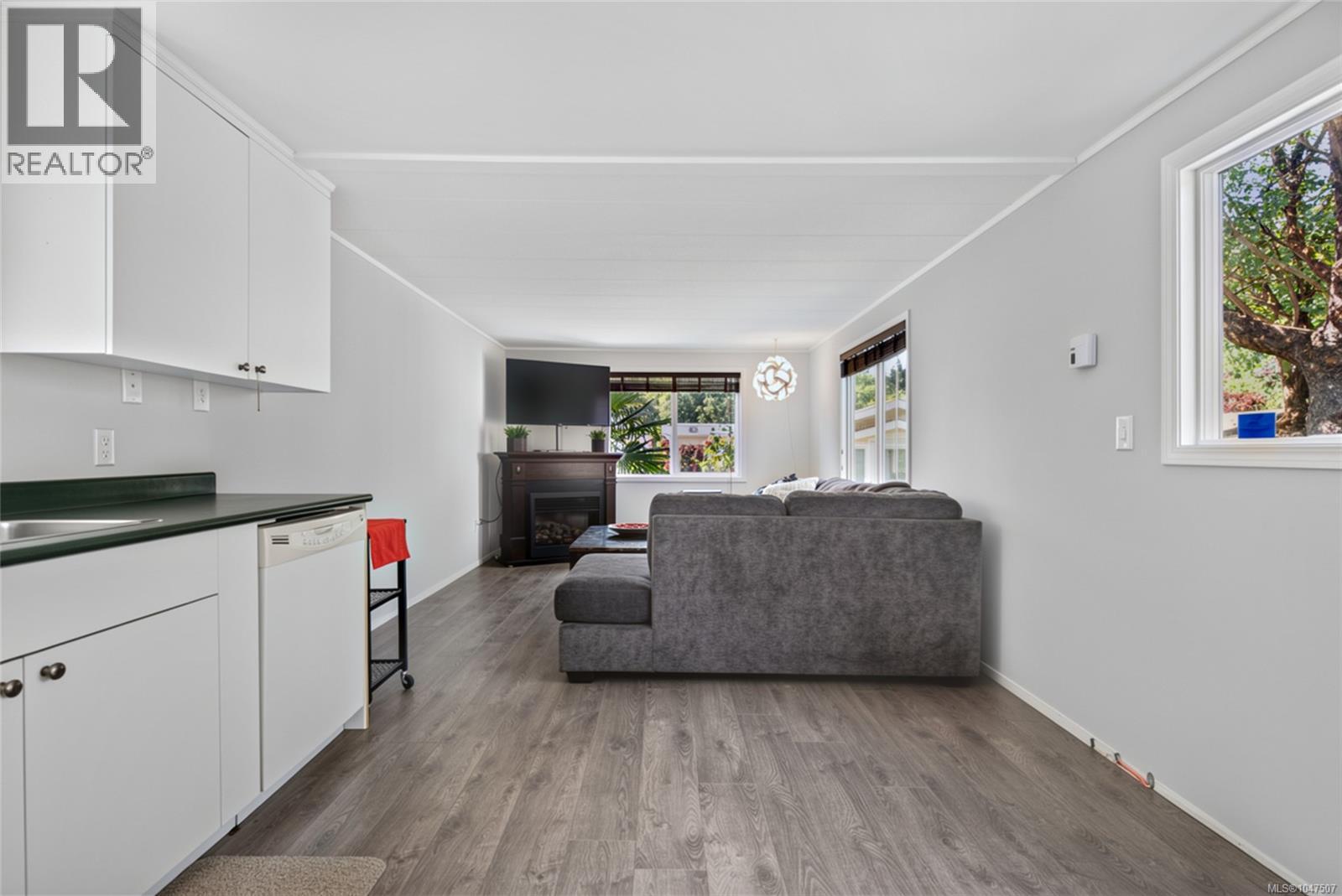 48 2587 SELWYN Rd, Langford