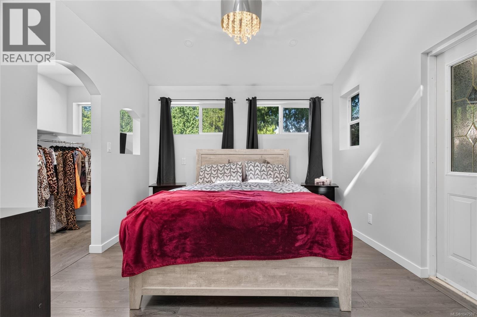 48 2587 SELWYN Rd, Langford