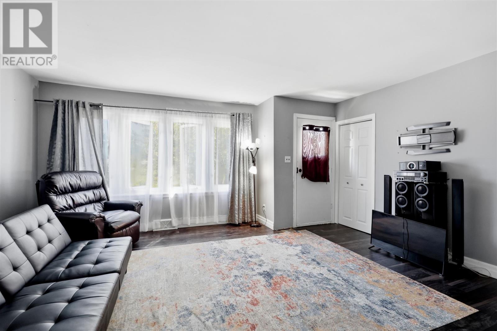 39 Market ST - 20