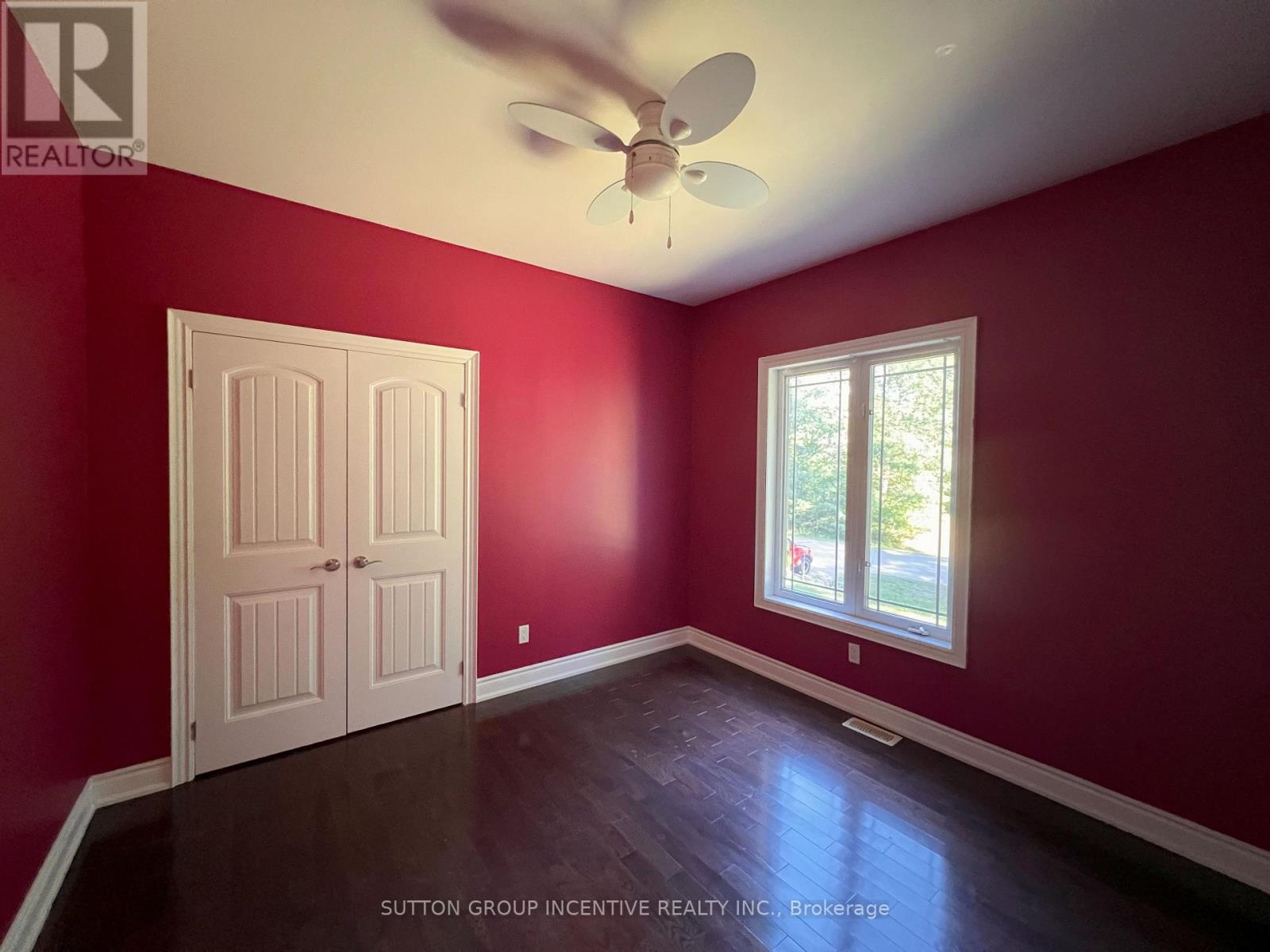 32 ALBION LANE - Image 11