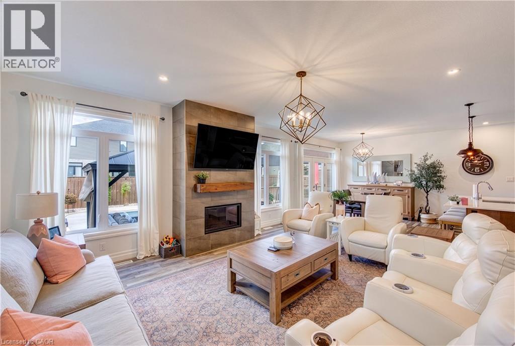5 bedroom Single Family interior view, 174- 1061 EAGLETRACE Drive, London, Ontario