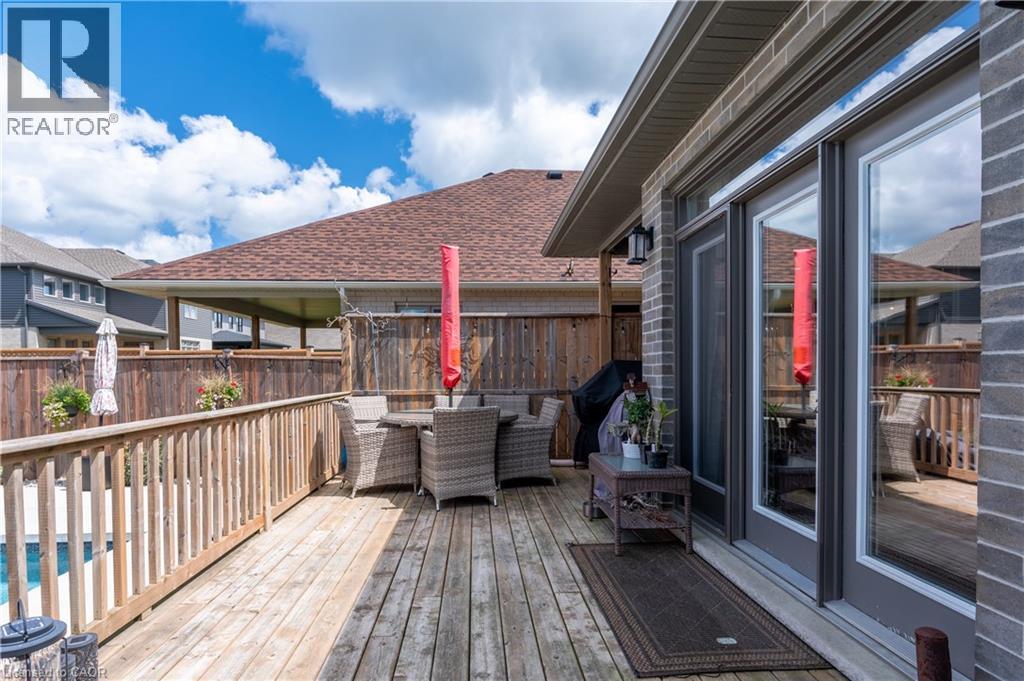 5 bedroom Single Family interior view, 174- 1061 EAGLETRACE Drive, London, Ontario