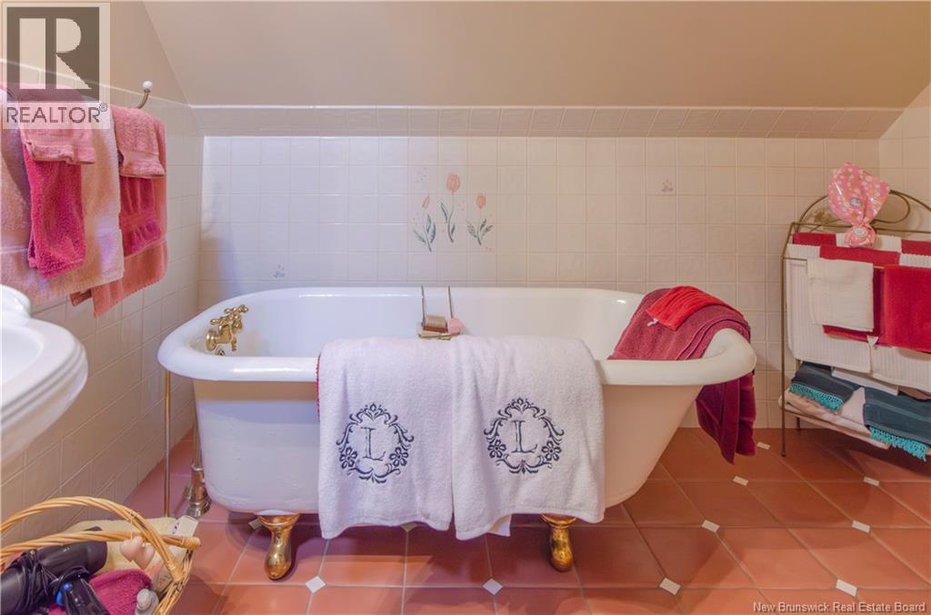 15 Birch Hill Crescent - Image 36