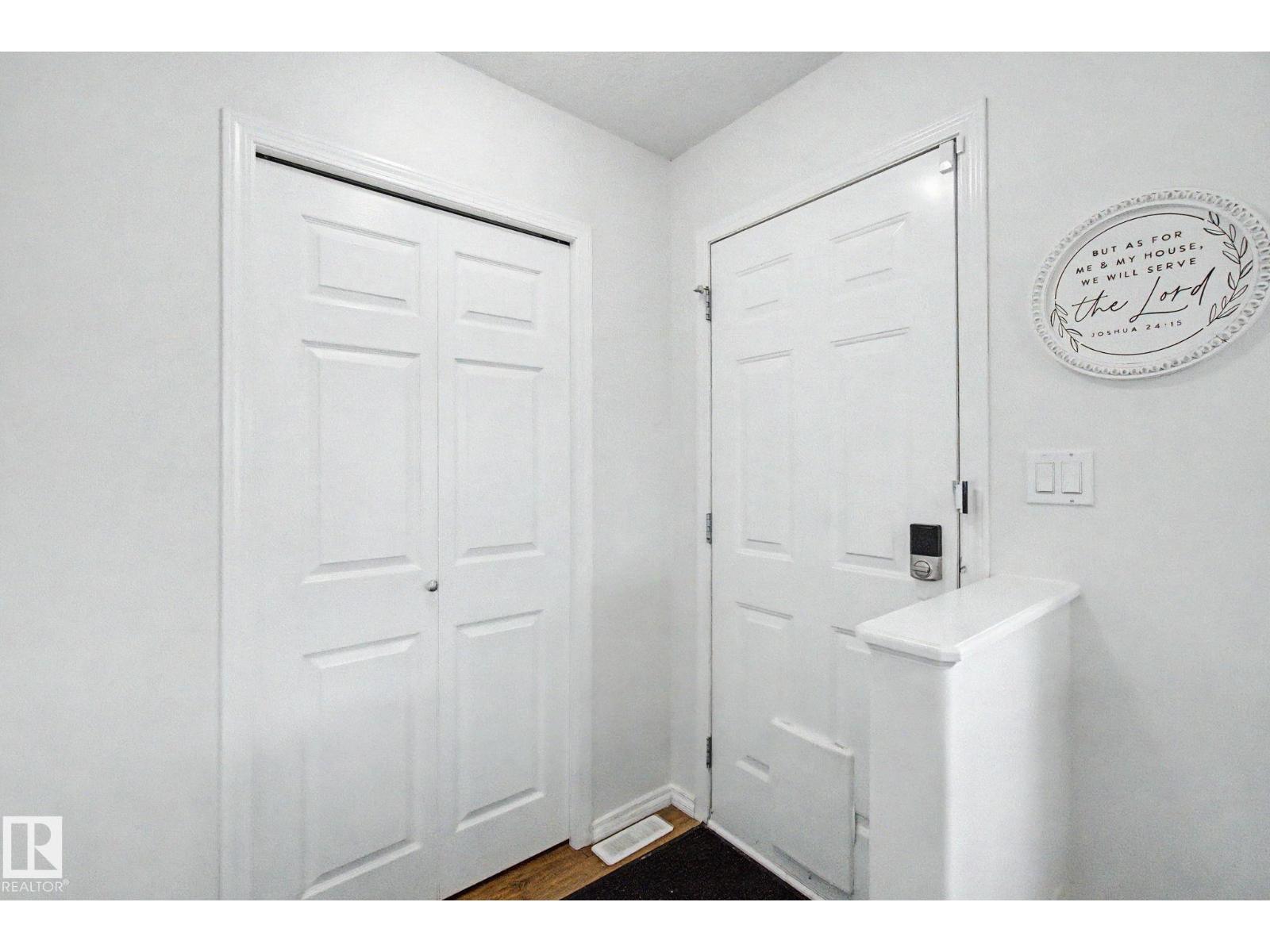 15727 141 ST NW - 23