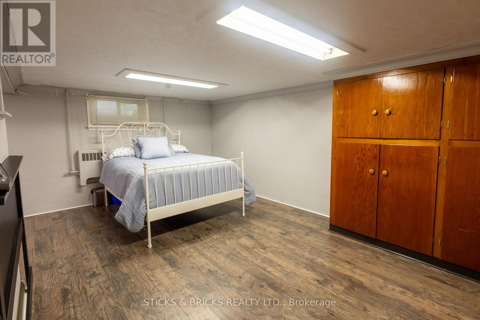 6088 DORCHESTER ROAD - 28