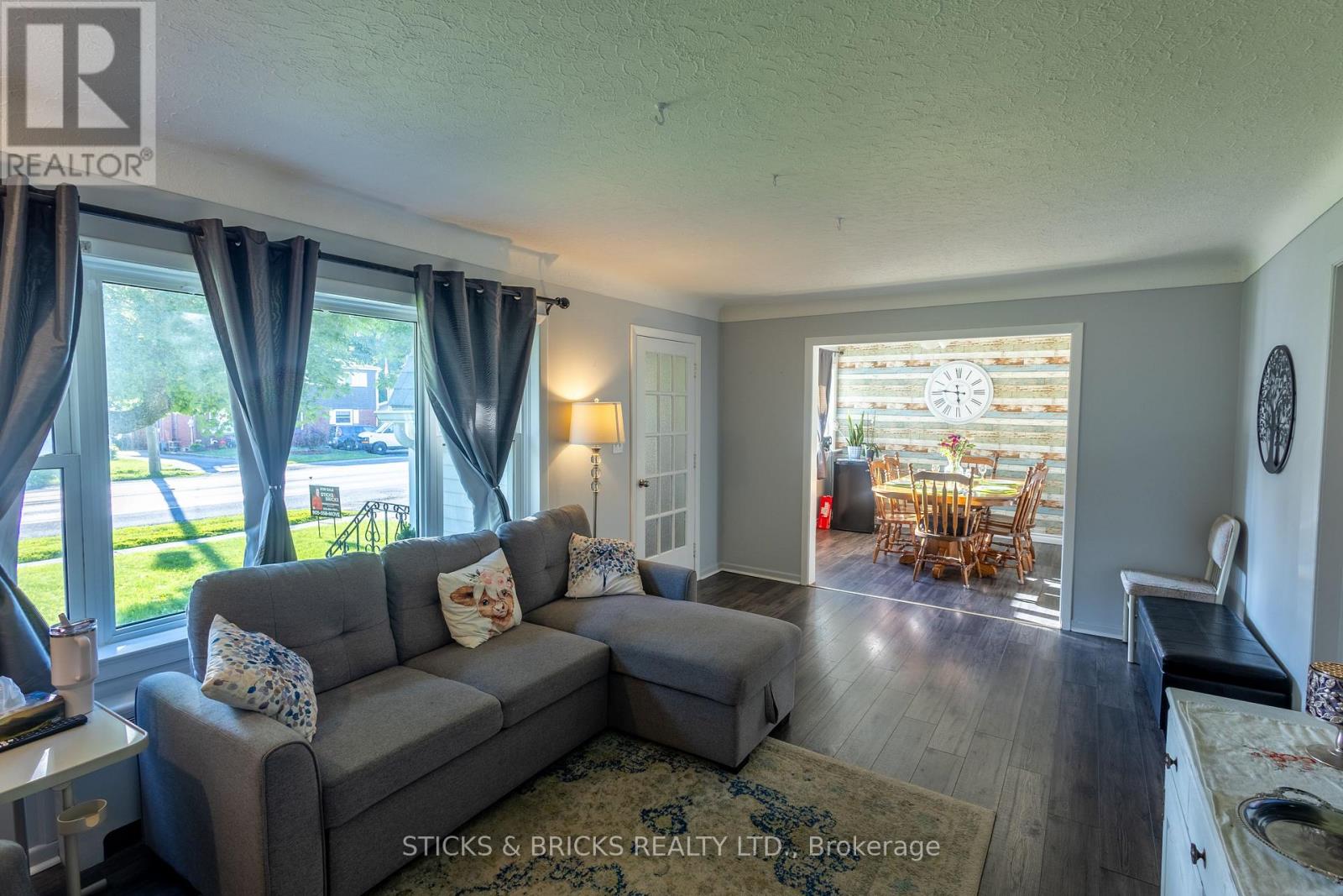 6088 DORCHESTER ROAD - Image 9
