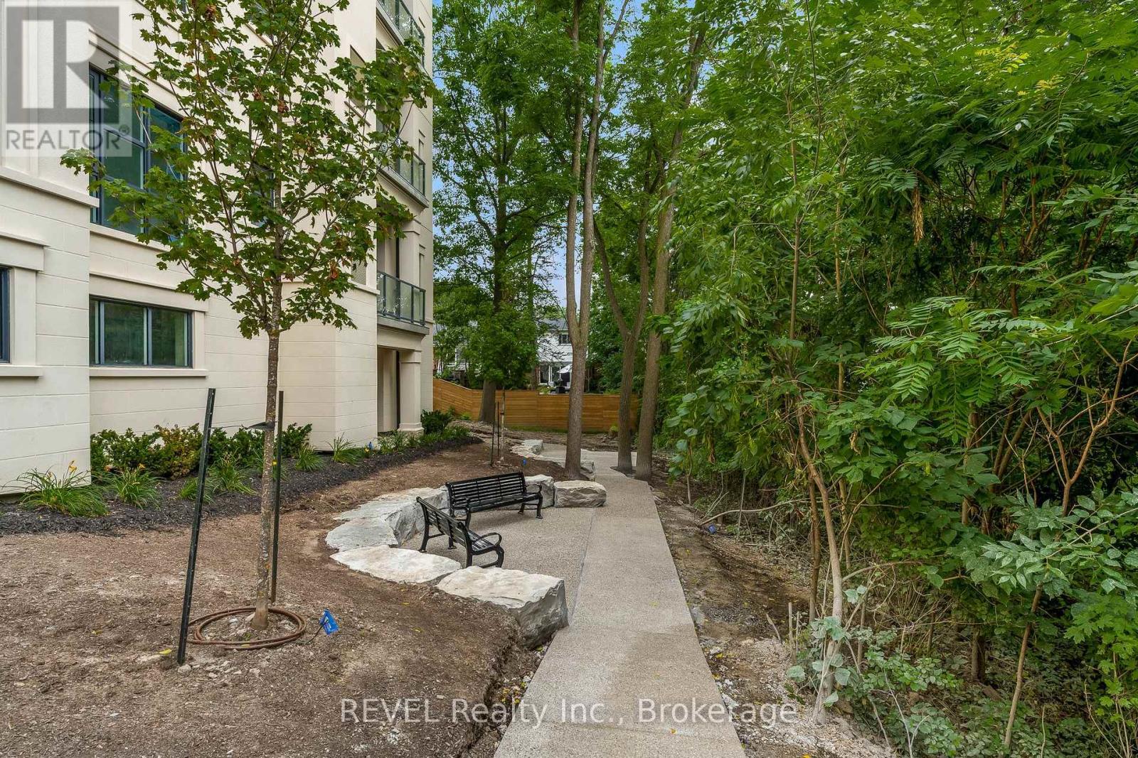 #410 2 ARBOURVALE COMMON - 8